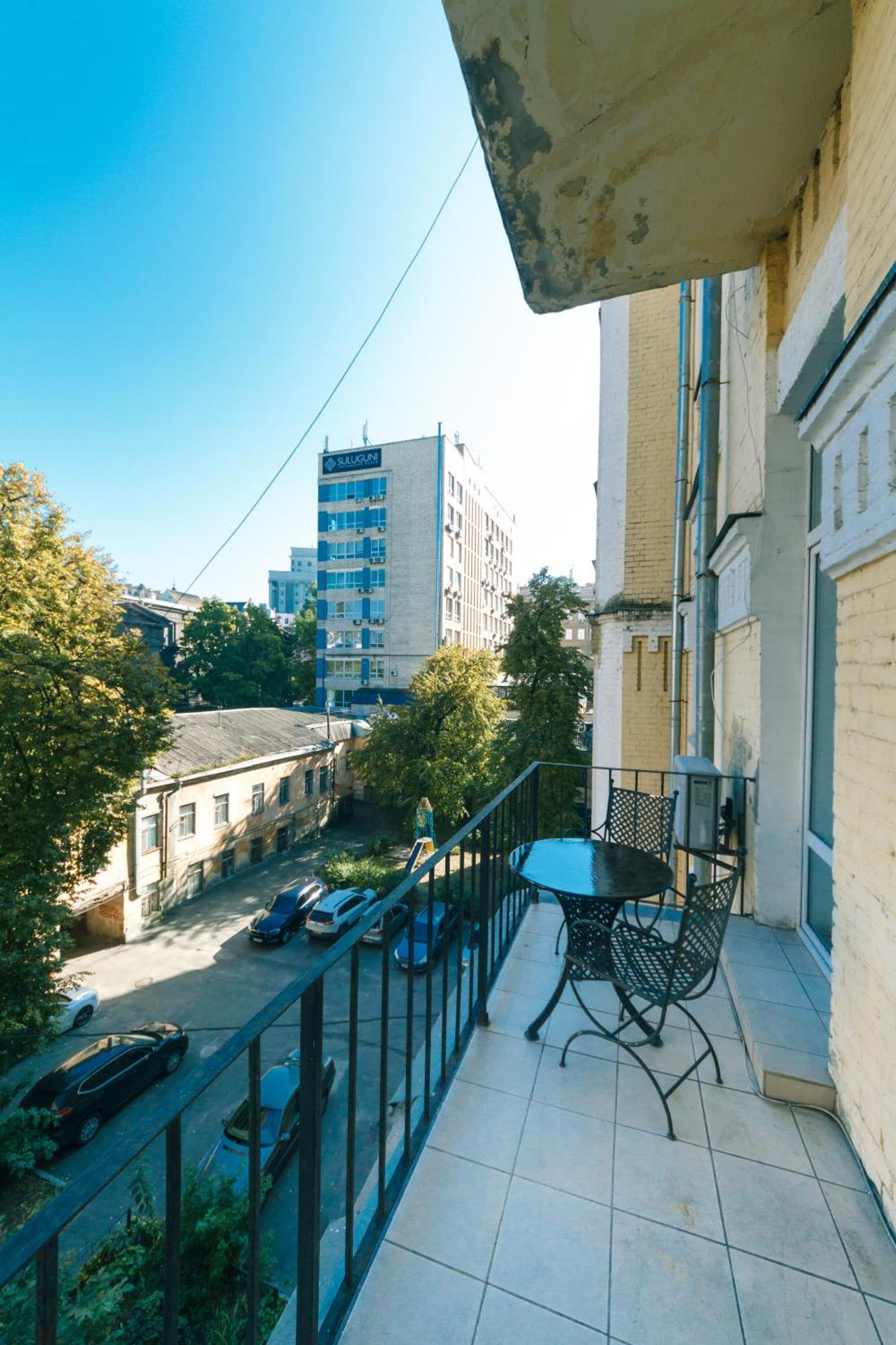 Ferienwohnung Lux Near Maidan, Khreschutyk 3Br Kiew Exterior foto