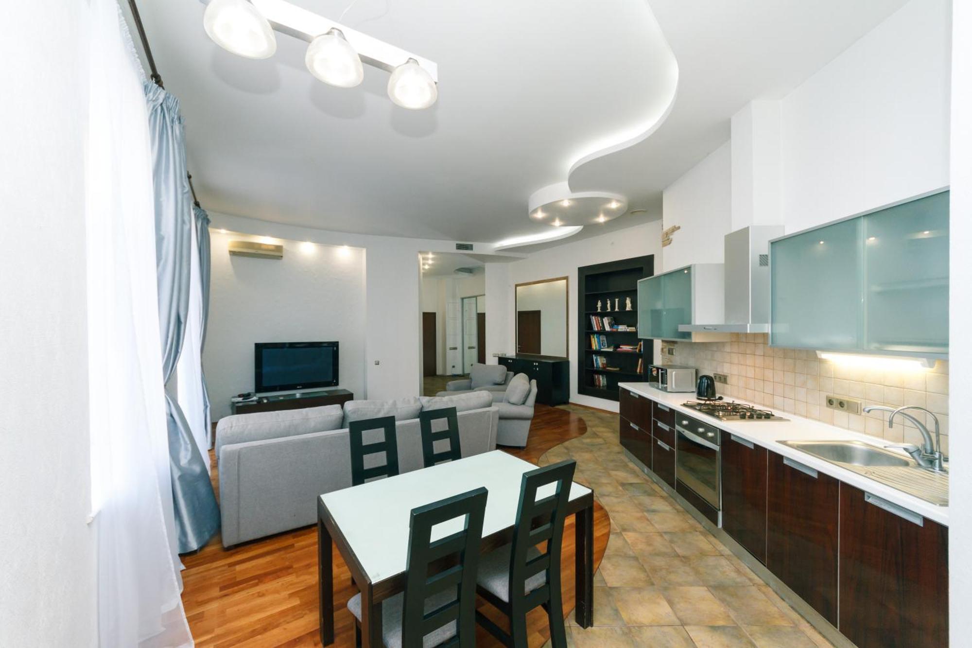Ferienwohnung Lux Near Maidan, Khreschutyk 3Br Kiew Exterior foto