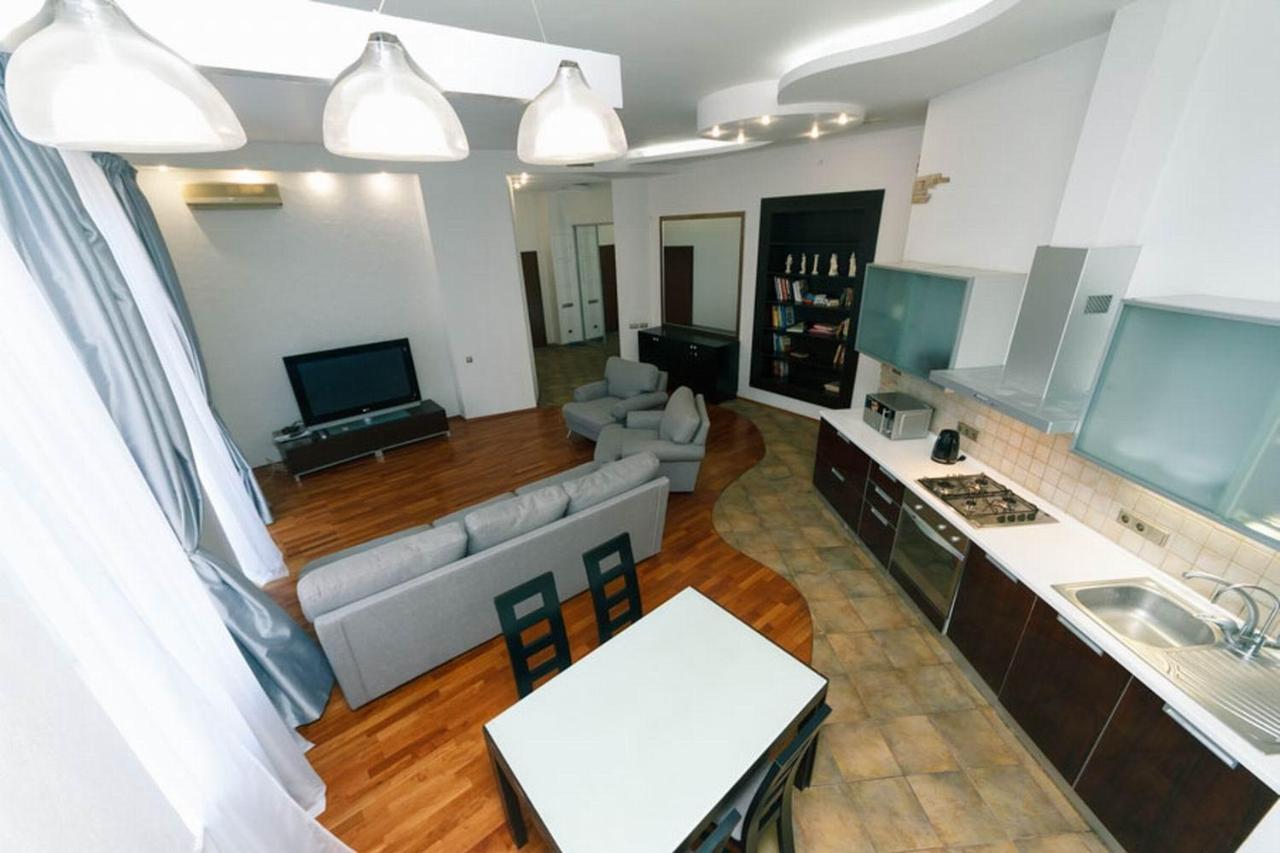 Ferienwohnung Lux Near Maidan, Khreschutyk 3Br Kiew Exterior foto